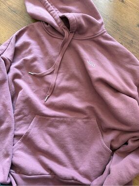 ALO Yoga women’s  Dusty Rose Hoodie Sweatshirt